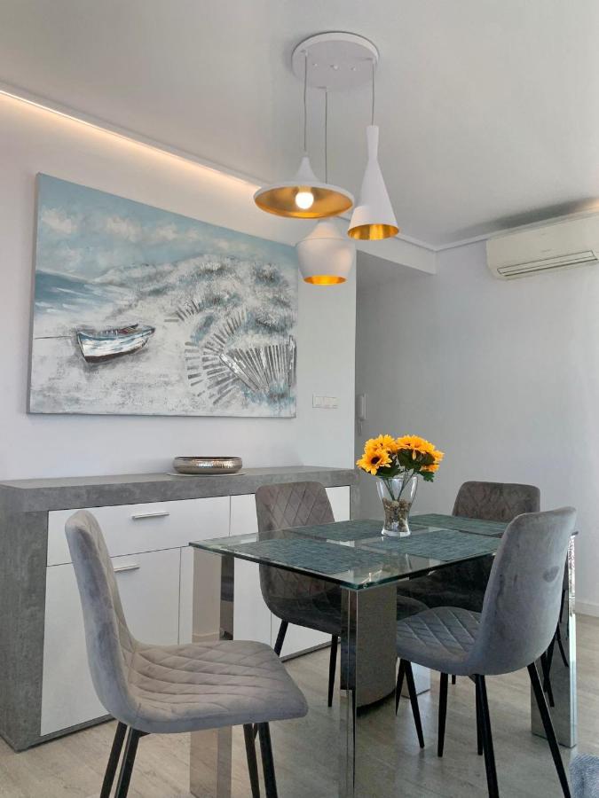 Apartamento Superior Alay En Puerto Marina Playa Benalmadena Exterior photo